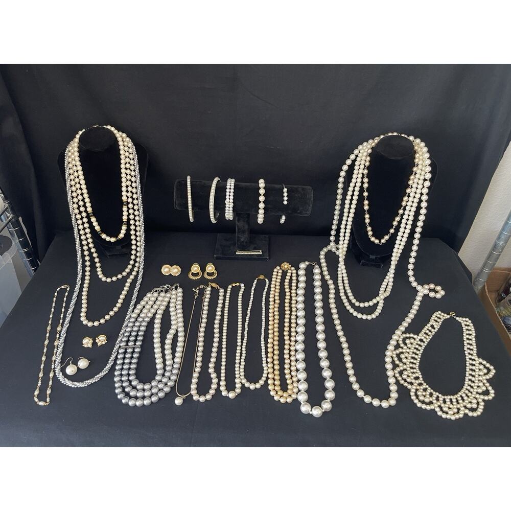 Vintage To Now Pearl Jewelry Lot Necklaces Earrings Bracelets 25 Items